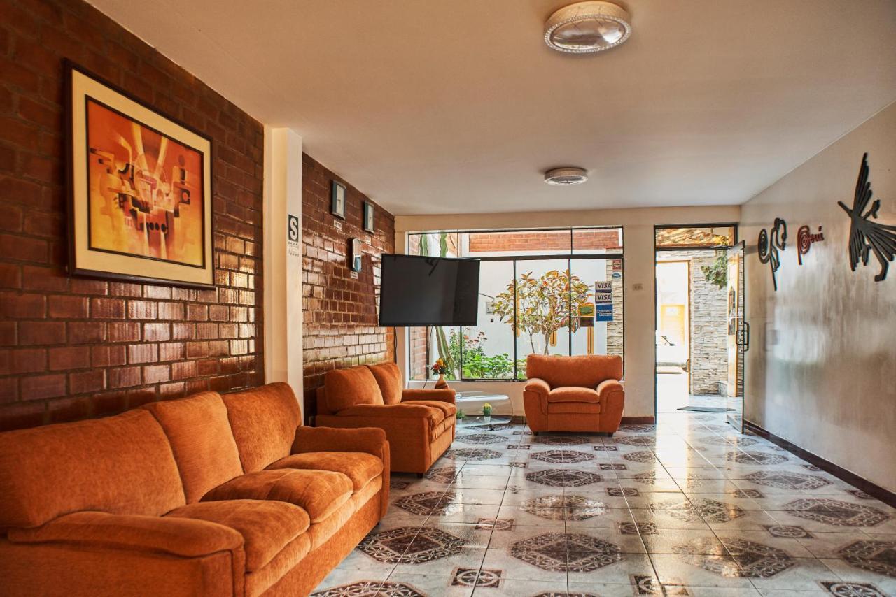 Bris Hotel Gobernadora Ngoại thất bức ảnh